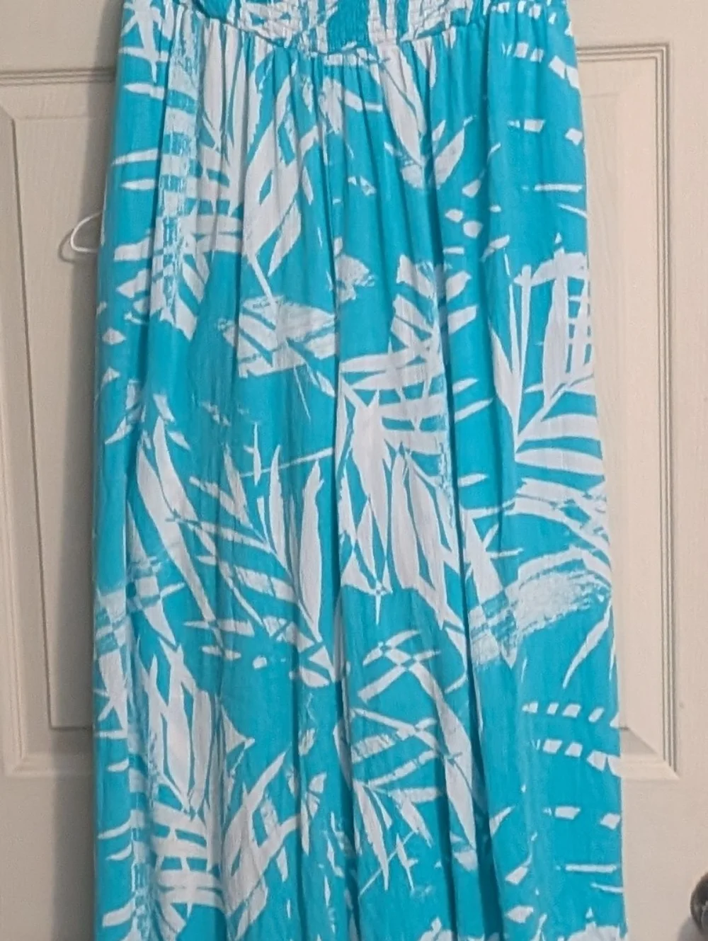 torrid Aqua and White Strapless Palm-Print Jumpsuit - Picture 8 of 9